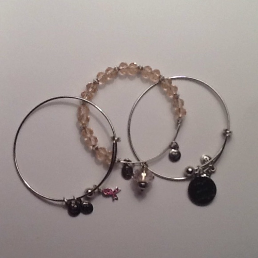 Jewelry bracelet set